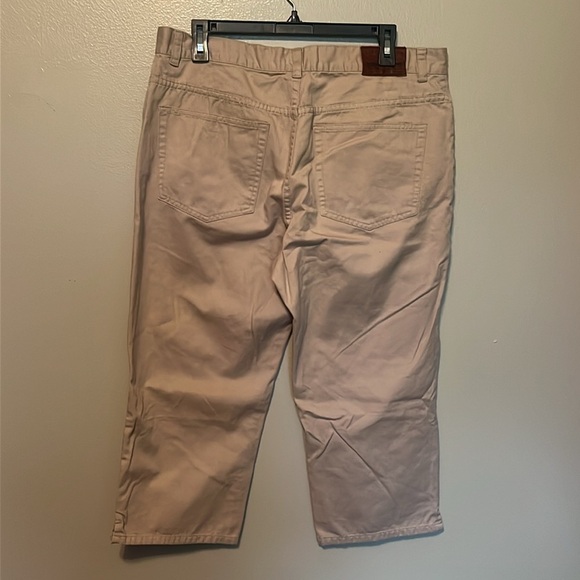 Lauren Ralph Lauren Classic Midcalf Jean Capris Color is Tan Womens Size 12 - Picture 5 of 7